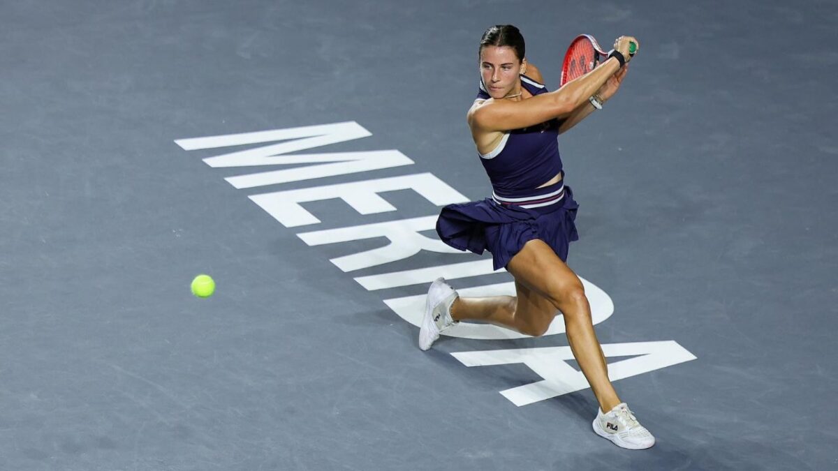 En busca de un pase a la final, Emma Navarro se enfrentó a Elina Avanesian en la primera semifinal del Mérida Open 2025.