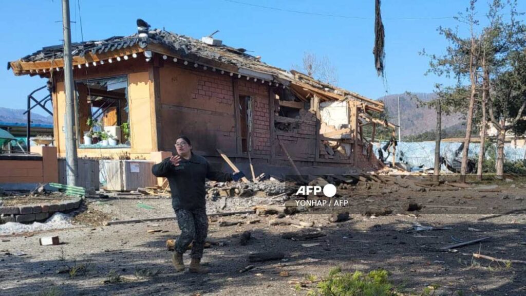 Un proyectil impactó en una vivienda en la ciudad de Pocheon, al norte de Corea del Sur, con un saldo de siete personas heridas.