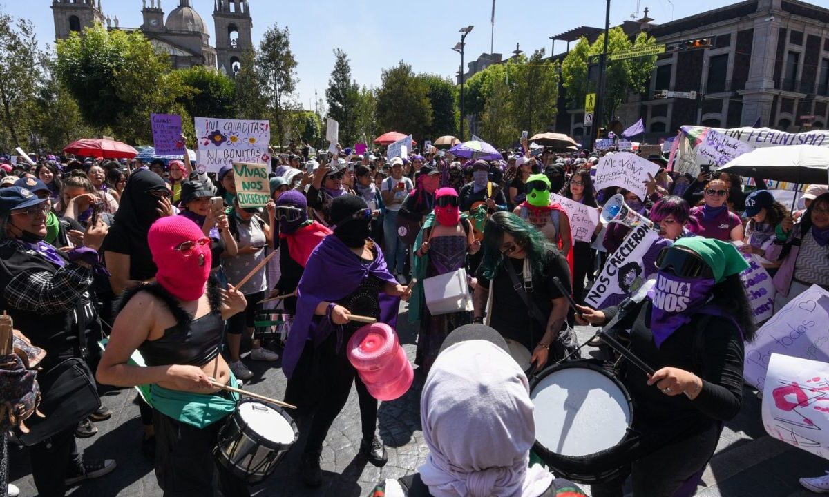 Como parte de la Jornada “Paramos, Marchamos, Nos organizamos", se realizará este sábado la marcha que conmemora el Día de la Mujer, conocido como el 8M. A lo largo del país se realizarán concentraciones en las que mujeres alzarán la voz por sus derechos y recorrerán avenidas importantes.