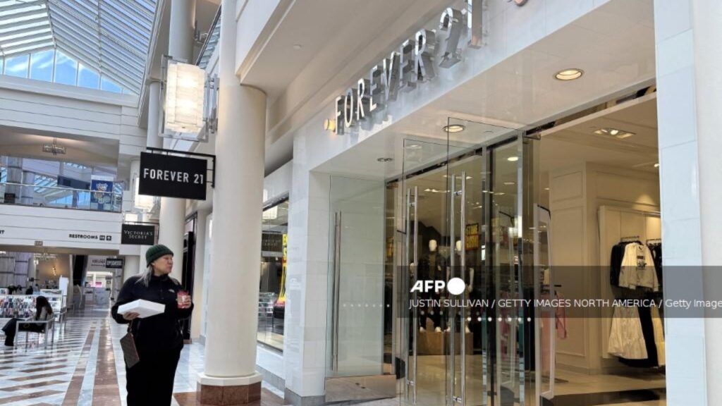 Forever 21 se declara nuevamente en banca rota en EU. Noticias en tiempo real