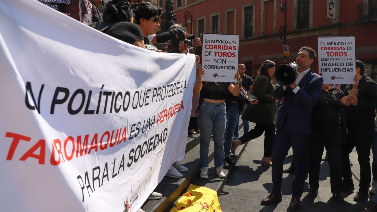 Jesús Sesma, del PVEM, aseguró que en el Congreso de la CDMX existe un doble discurso en Morena, respecto a la intromisión del Poder Judicial.