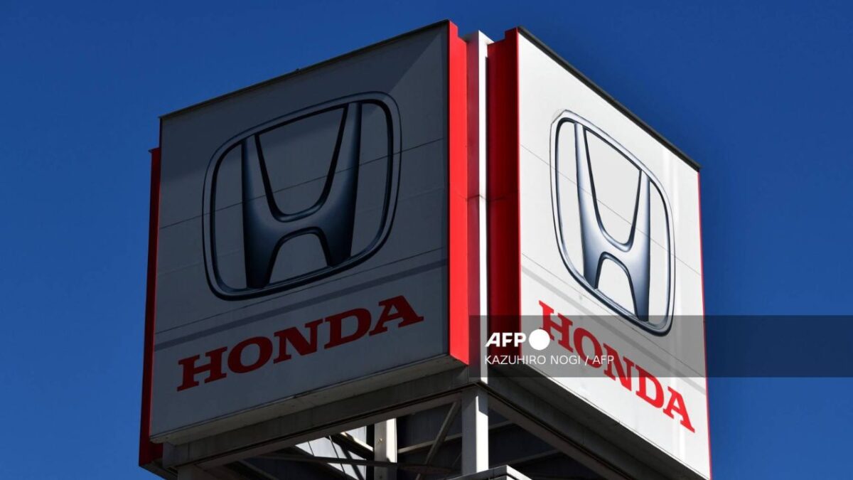 Honda niega llevar producción de México a Estados Unidos.