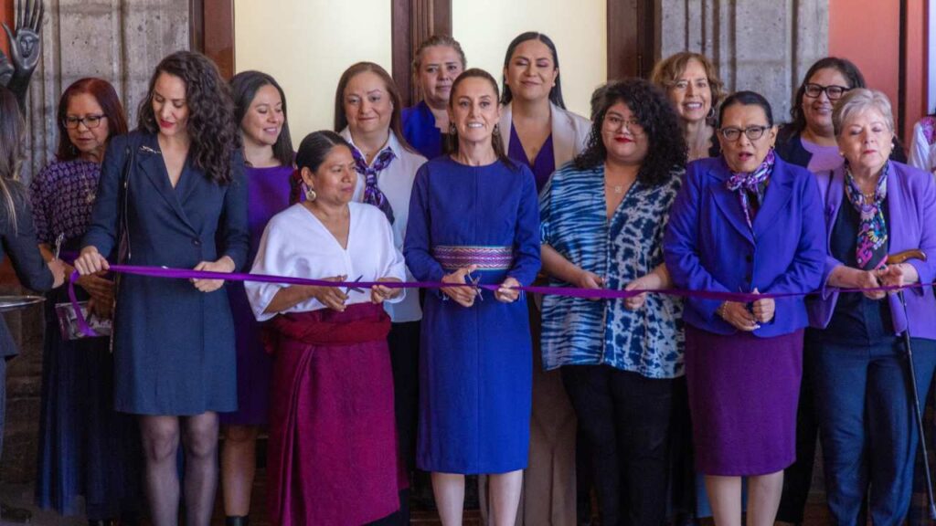 La presidenta Claudia Sheinbaum inauguró en Palacio Nacional la sala "Mujeres en la Historia", en el marco del Día Internacional de la Mujer.