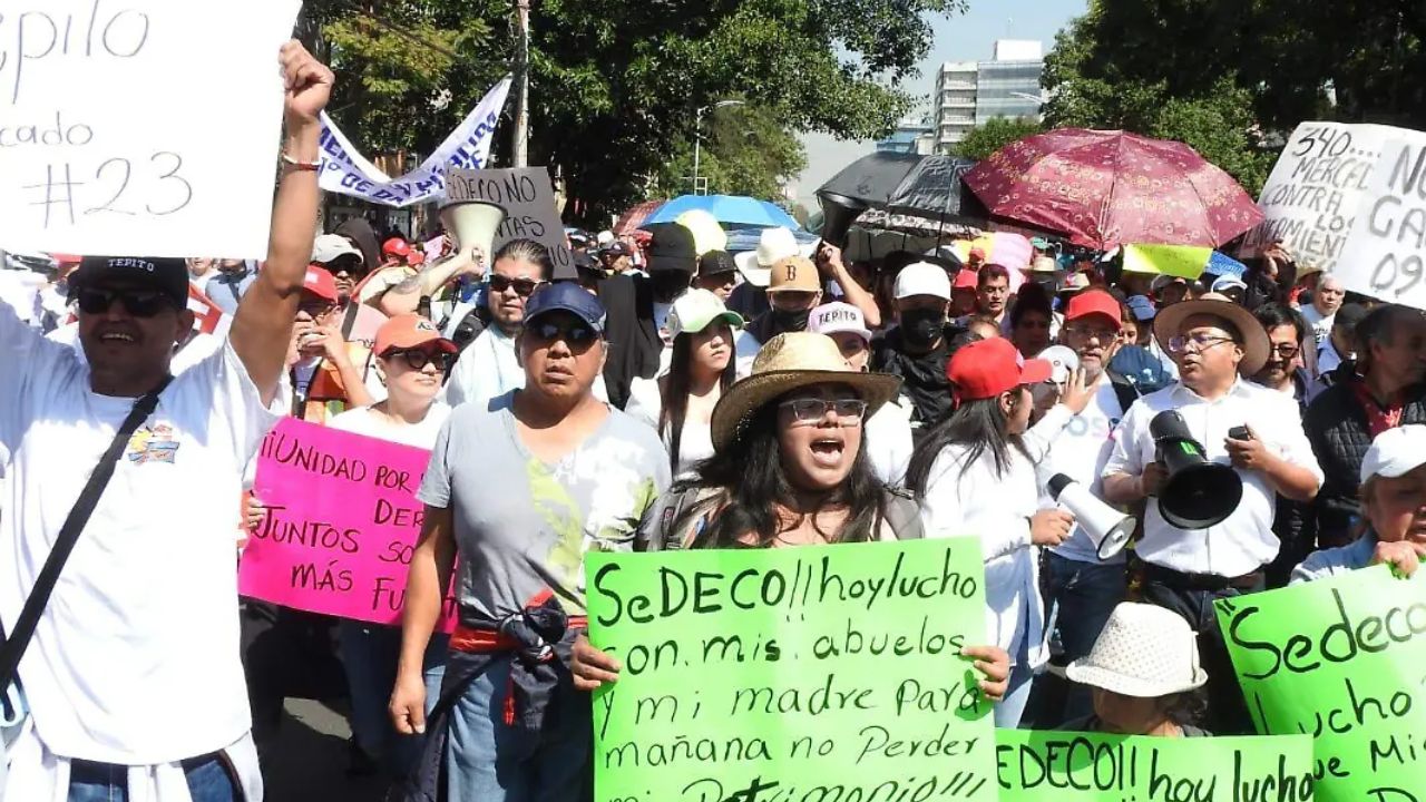 manifestación de locatarios en la CDMX