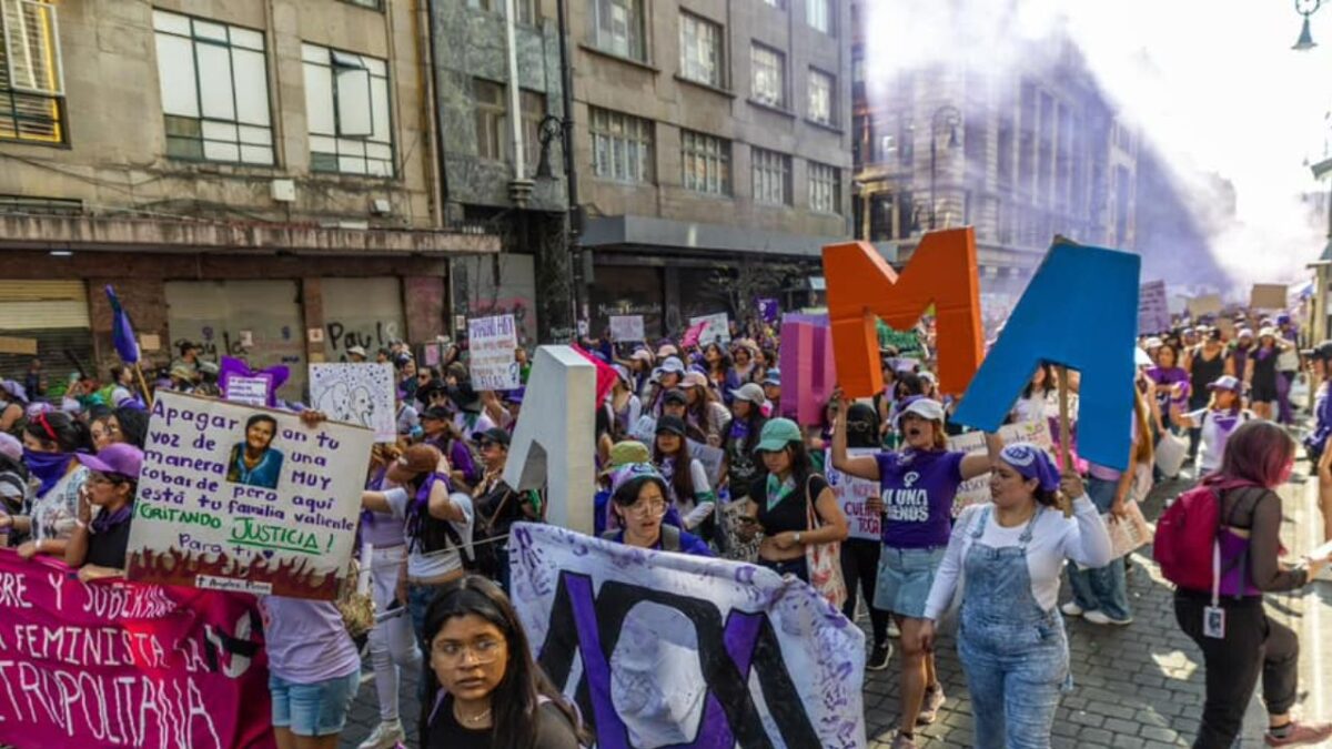 Marcha del 8M en el Zocalo