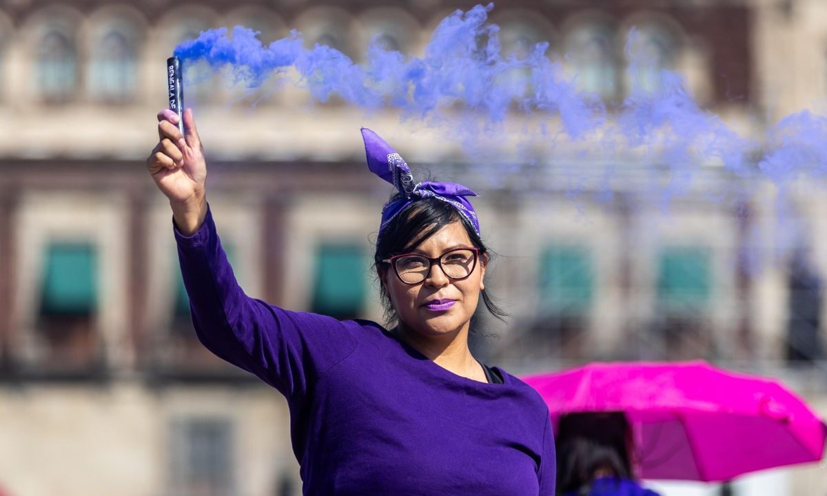 Autoridades reportaron que más de 200 mil mujeres participaron este sábado 8 de marzo en la marcha por el 8M que finalizó con saldo blanco.