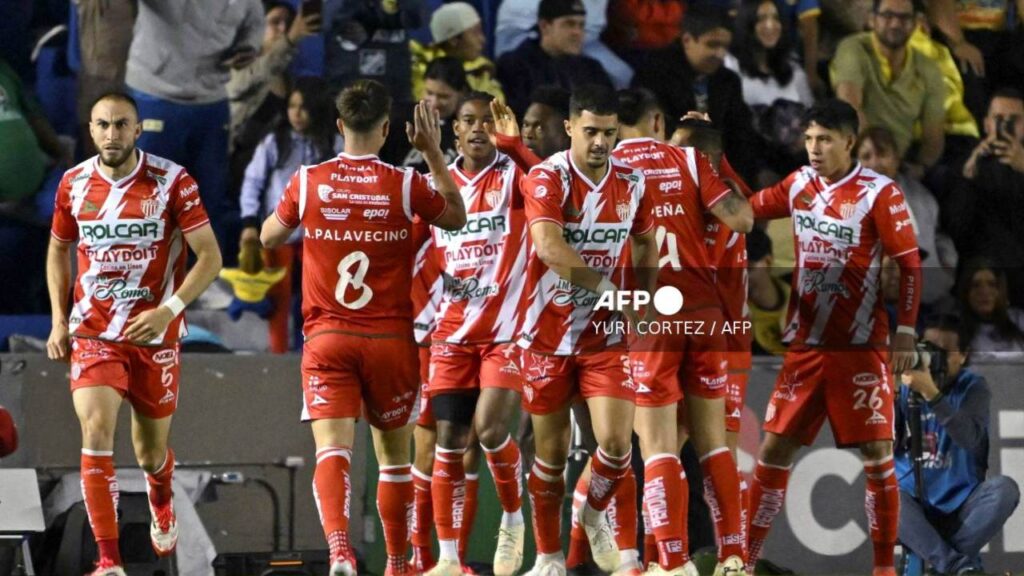 José Rodríguez y Alexis Peña fueron los autores de los goles con los que Necaxa ganó.