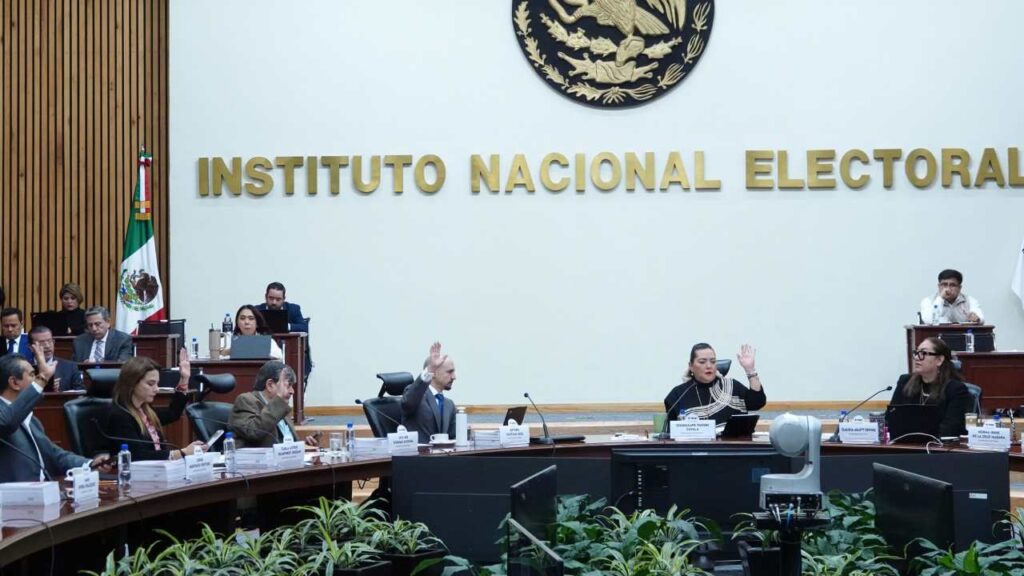 Plantea el INE un tope de gastos a candidatos judiciales de 3 mil 672 pesos diarios.