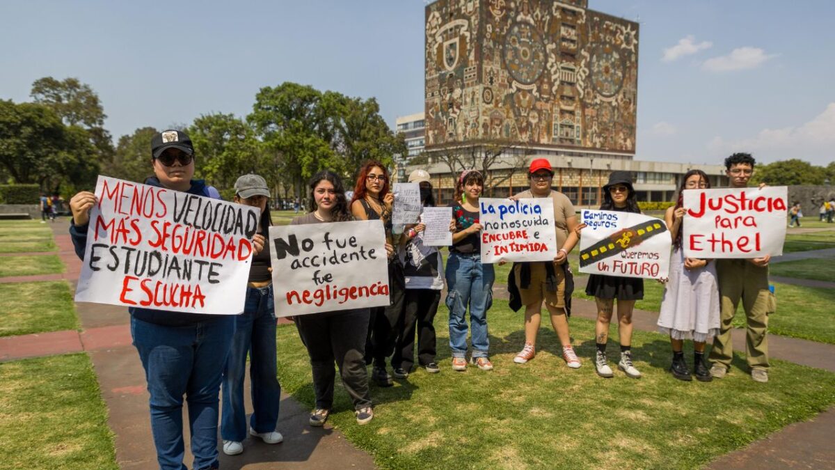 Protesta de estudiantes de Veterinaria atropellada en Ciudad Universitaria.