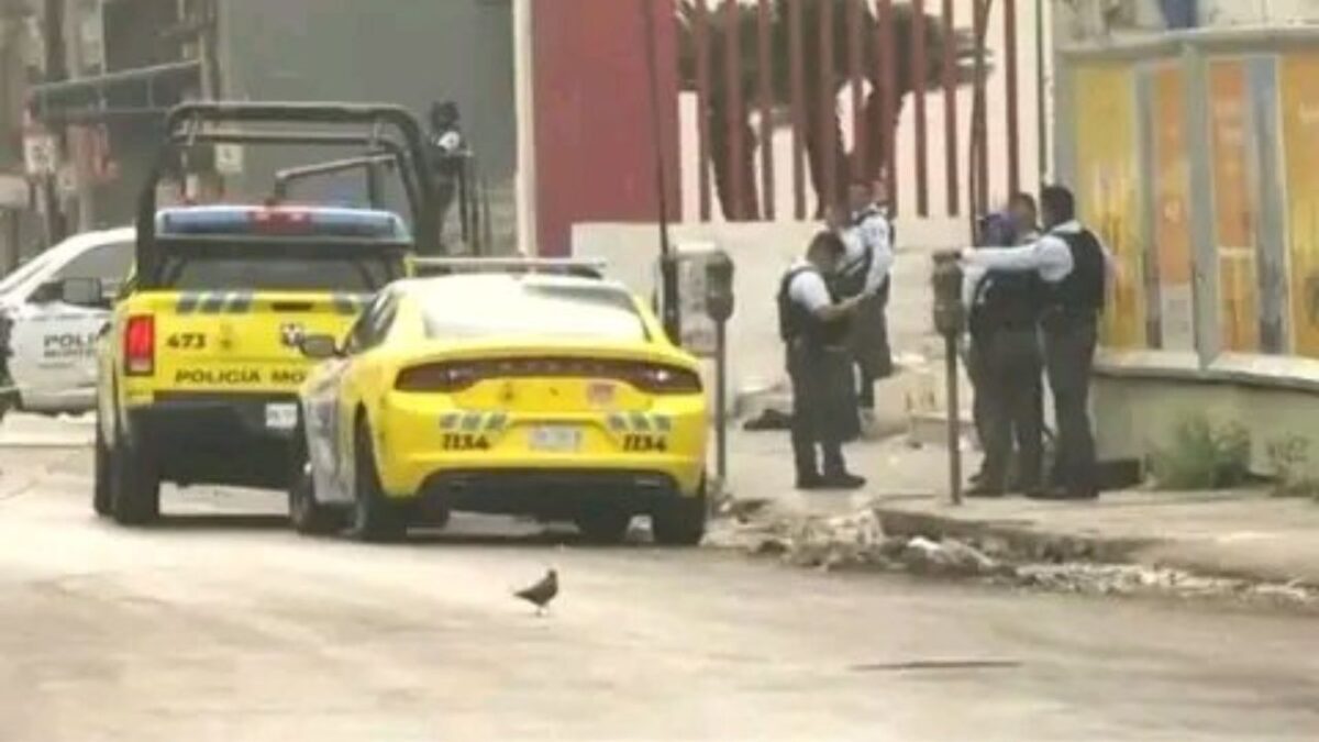 En el centro de Monterrey se reportó una balacera que dejó dos muertos y dos heridos.