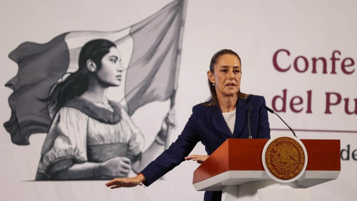 La presidenta de México, Claudia Sheinbaum reprochó las críticas que hizo la oposición al mitin del domingo en el Zócalo de la Ciudad de México.