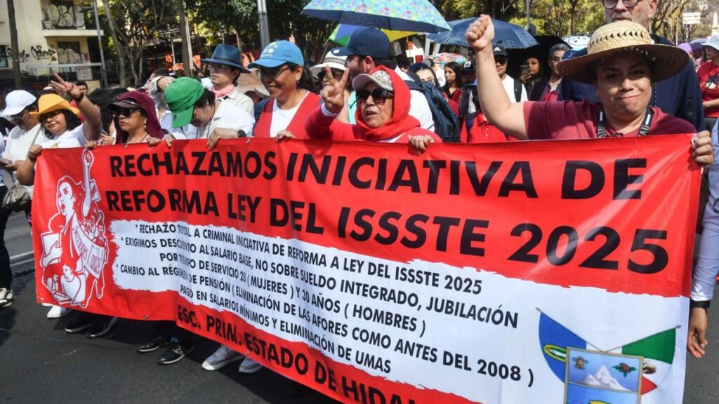Ruta y calles cerradas tras Megamarcha del Día del Maestro. Noticias en tiempo real