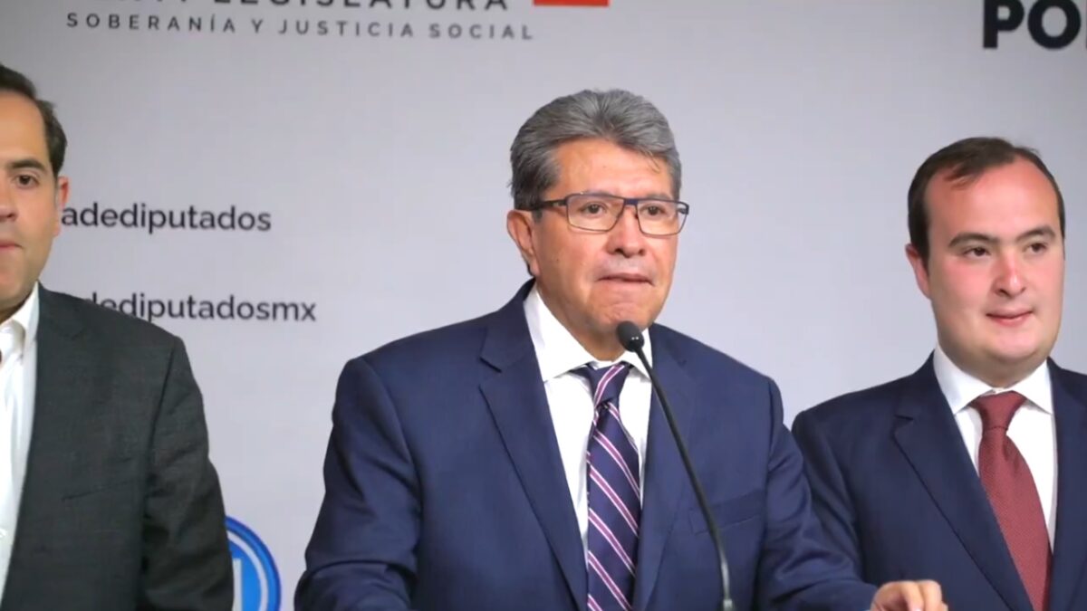 Ricardo Monreal dice que fue un asunto menor el incidente en el Zócalo