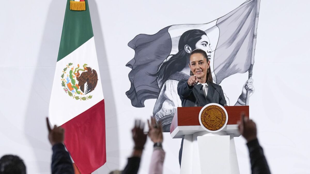 La presidenta Claudia Sheinbaum convocaría a un mitin en el Zócalo de la CDMX el próximo 9 de marzo ante la imposición de los aranceles de EU.