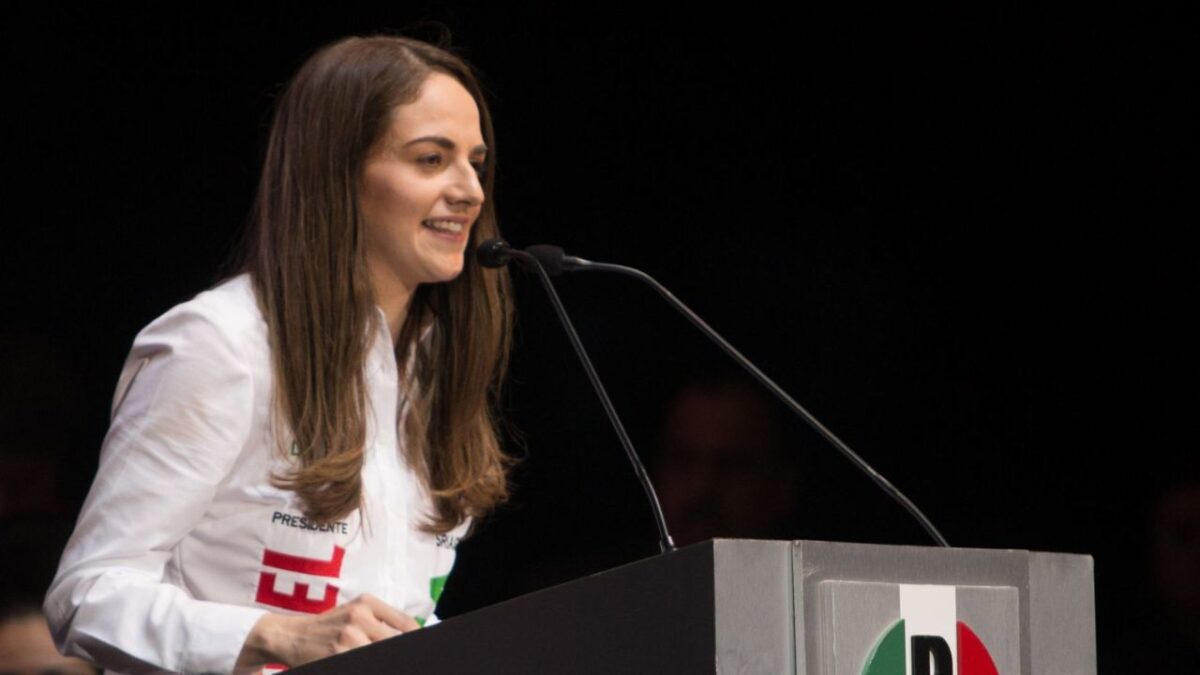 Tania Larios, coordinadora del PRI.