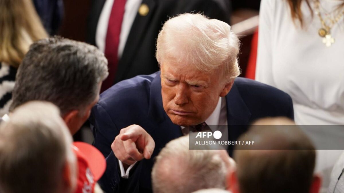 Trump lanza ultimátum a Hamás: "liberen los rehenes o enfrentarán el infierno".