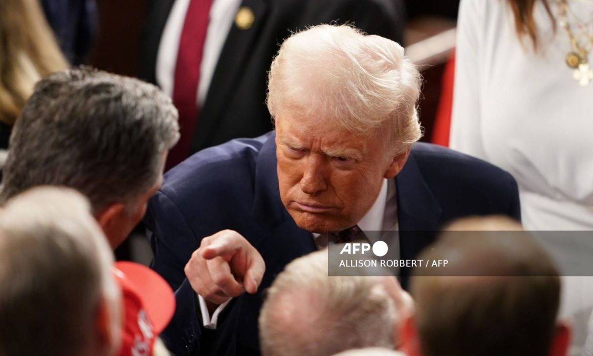 Trump lanza ultimátum a Hamás: "liberen los rehenes o enfrentarán el infierno".