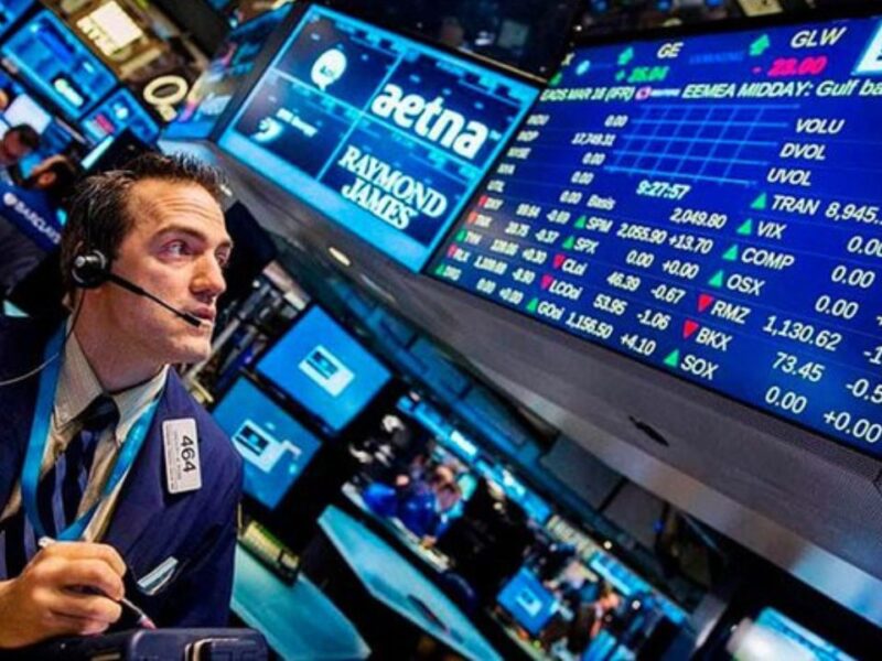 Wall Street desploma por miedo a recesión y los dichos de Trump