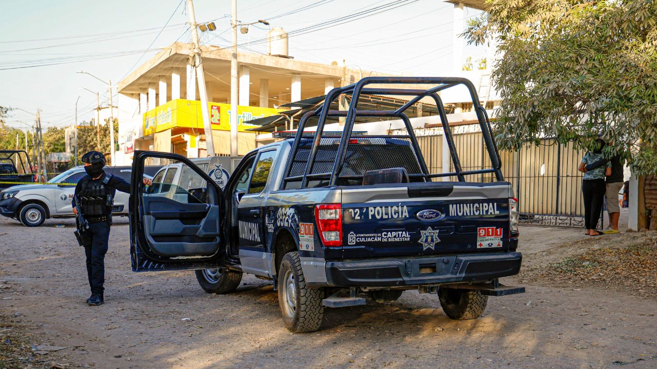 En marzo, un agente de la Policía municipal de Culiacán fue ejecutado en su domicilio con ráfagas de armas largas.
