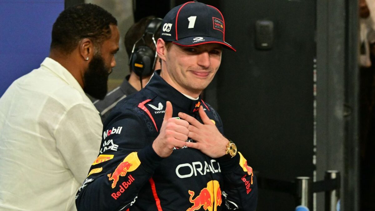 Max Verstappen, celebra la pole position durante la ronda de clasificación para el Gran Premio de Fórmula 1 de Arabia Saudita