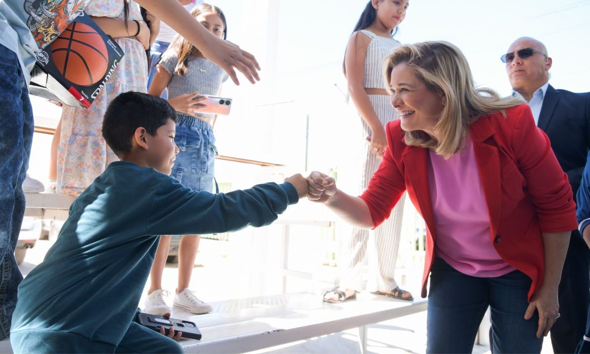 Maru Campos aconsejó a los infantes, respecto a la importancia del estudia para alcanzar los sueños.