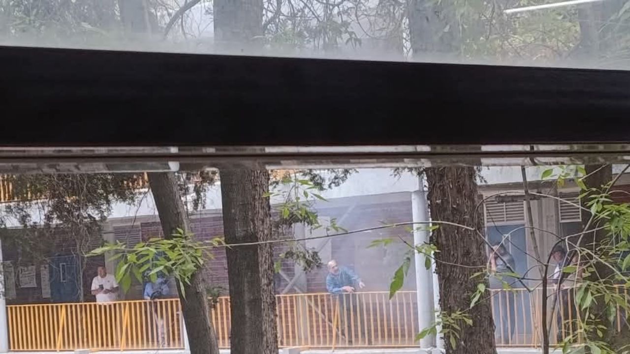 No hay heridos tras reporte de explosión en Prepa 5