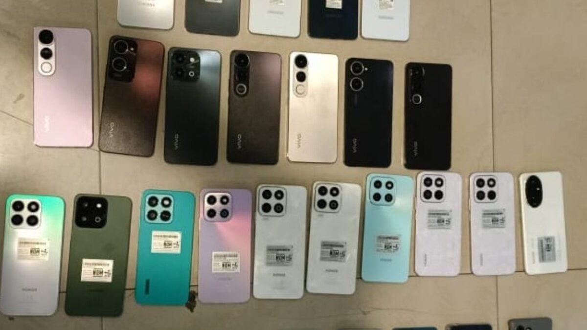 Cae adolescente que presuntamente robaba celulares en Chalco