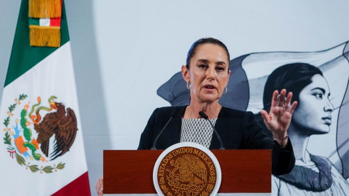 Para evitar líos, Claudia Sheinbaum sugirió frenar el fast track a su iniciativa de una nueva Ley de Telecomunicaciones.