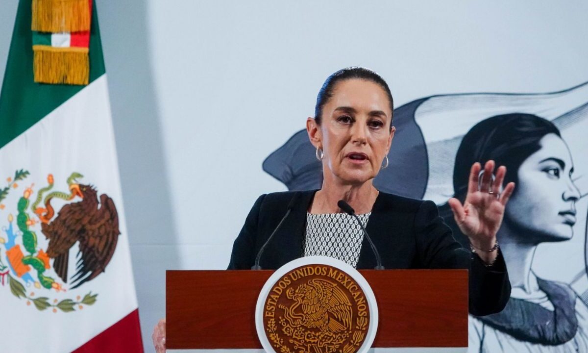 Para evitar líos, Claudia Sheinbaum sugirió frenar el fast track a su iniciativa de una nueva Ley de Telecomunicaciones.