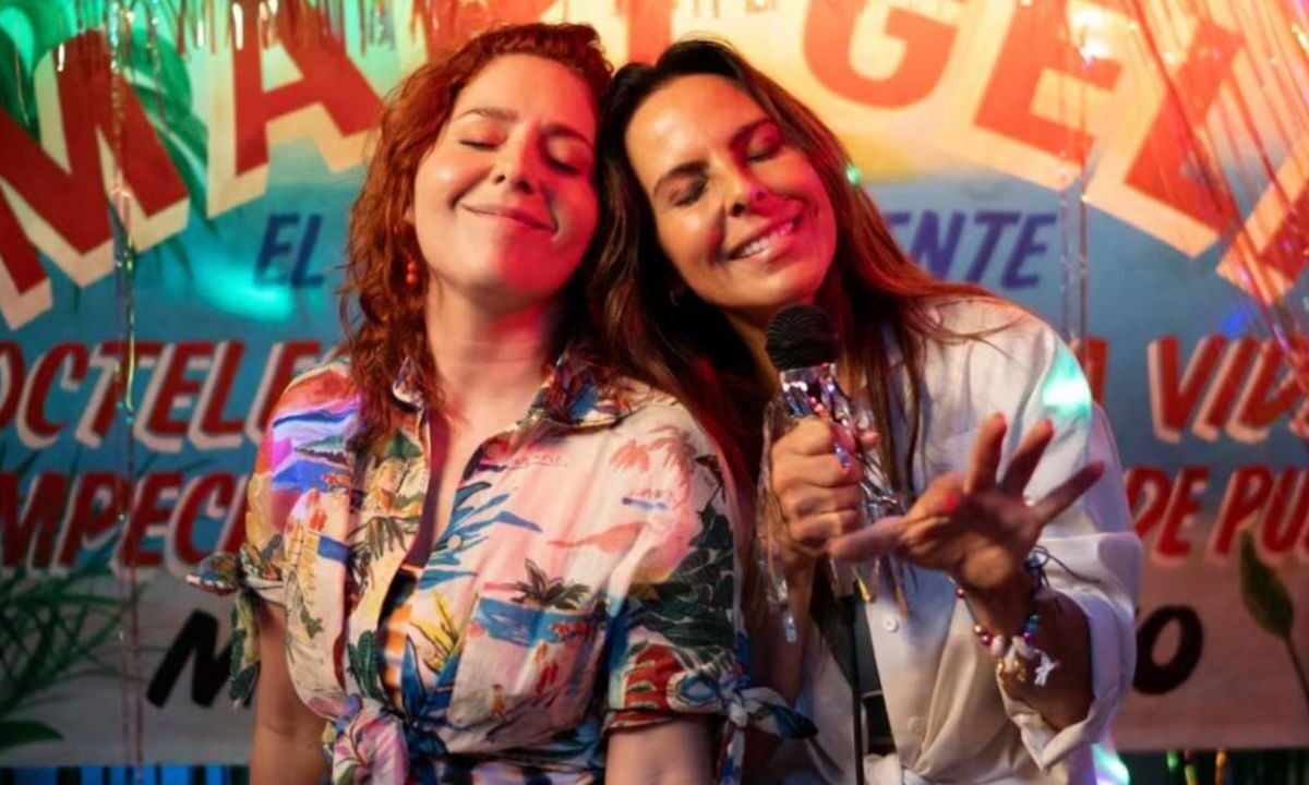 La película cuenta la historia de una actriz exitosa a quien la fama la ha cegado y tras un malentendido, su popularidad se ve afectada por malos comentarios en redes sociales