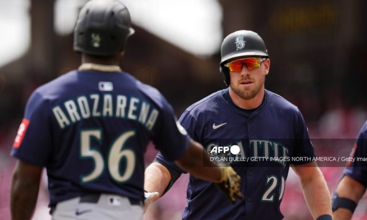 El mexicano Randy Arozarena dio muestra de talento al impulsar tres carreras para el triunfo de Seattle en el Great American Ballpark.