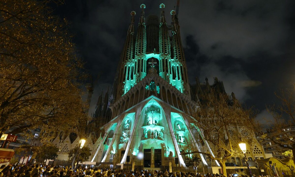 Vaticano declaró “venerable” al arquitecto catalán Antoni Gaudí, célebre por la Sagrada Familia de Barcelona, en un paso a la santidad