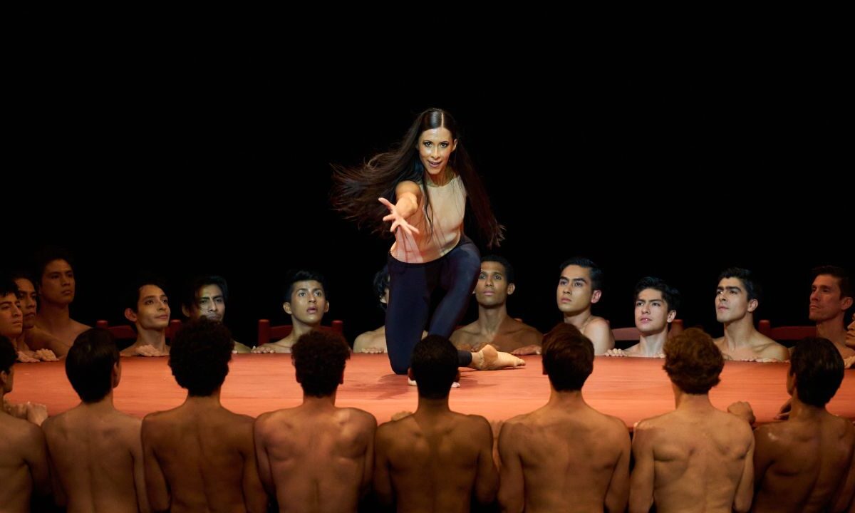 Elisa Carrillo Cabrera es Embajadora de la Cultura de México, miembro del Consejo Internacional de Danza de la UNESCO y Presidenta del Consejo de la Fundación Elisa Carrillo Cabrera A.C.