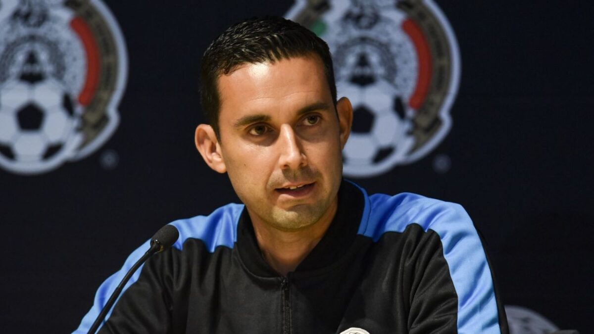 La FIFA eligió al árbitro mexicano Cesar Arturo Ramos, junto a otros tres silbantes, como la representativa para el Mundial de Clubes 2025.