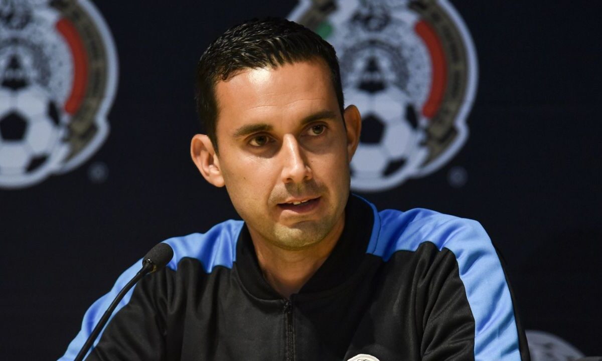 La FIFA eligió al árbitro mexicano Cesar Arturo Ramos, junto a otros tres silbantes, como la representativa para el Mundial de Clubes 2025.