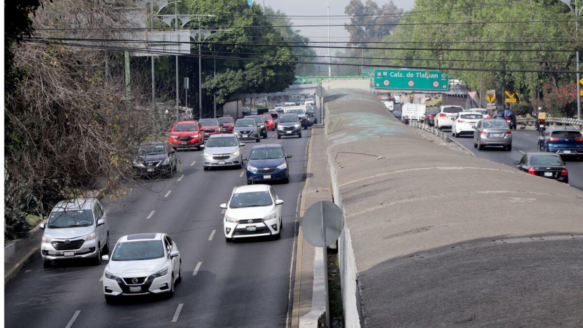 Una mujer es sospechosa de matar a su presunta pareja al arrojarlo desde una camioneta en movimiento en carriles centrales del Viaducto.