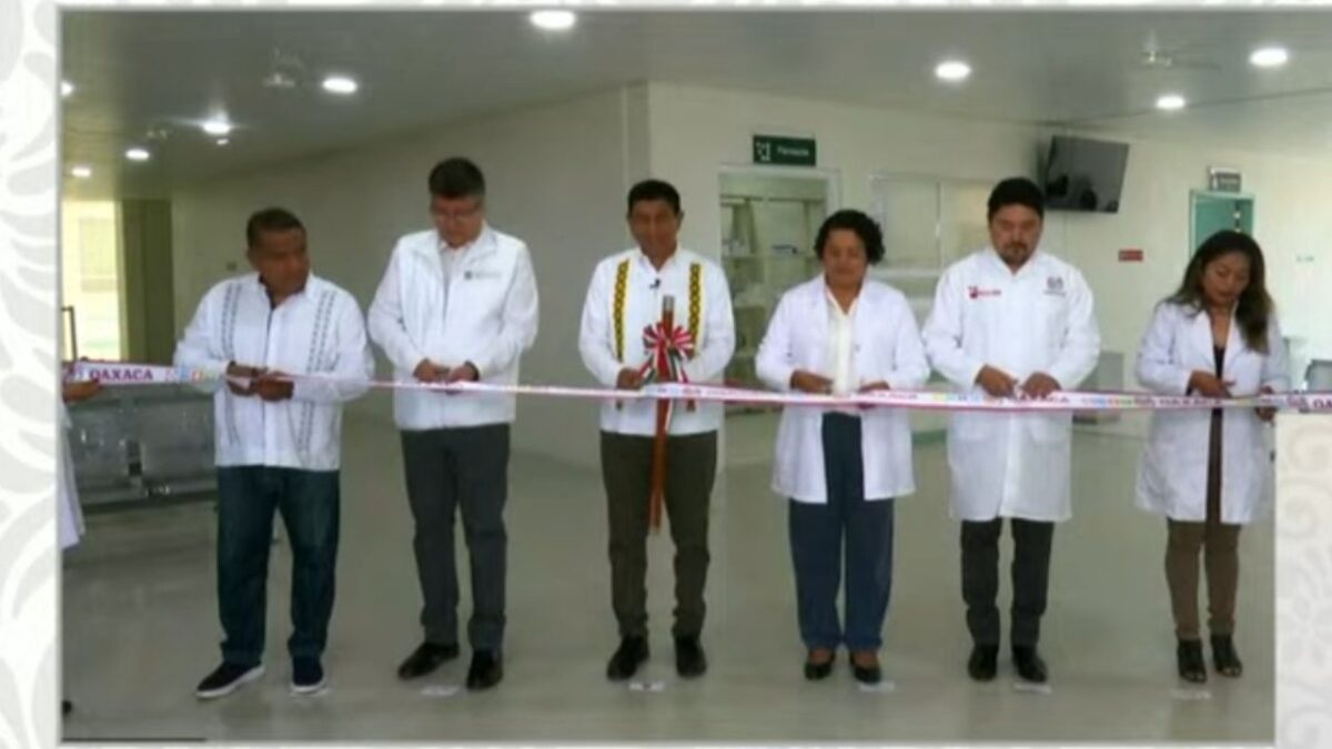 Inauguran Centro de Salud Urbano en Mitla, Oaxaca