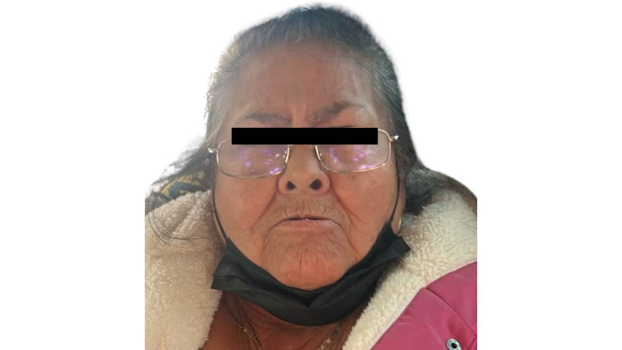 La tarde de este viernes, autoridades del Edomex ingresaron al penal de Chalco a Carlota, abuelita que mató a dos "okupas".