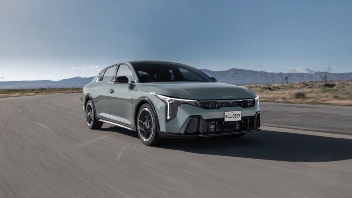 Kia coreana con K4 dio a conocer la versión 2026 de este sedán, que presume como el más moderno en su segmento