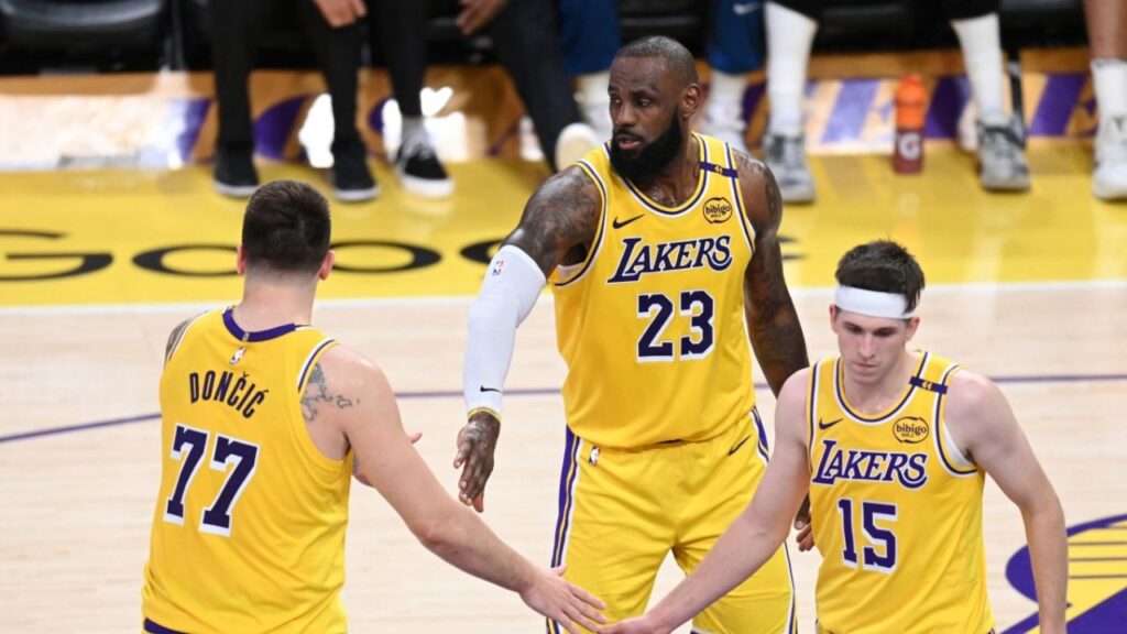 El equipo de Minnesota Timberwolves se encargó de eliminar a los Lakers de LeBron y Doncic en la primera ronda de los playoffs de la NBA.Este miércoles 30 de abril los Lakers de los Ángeles -de LeB