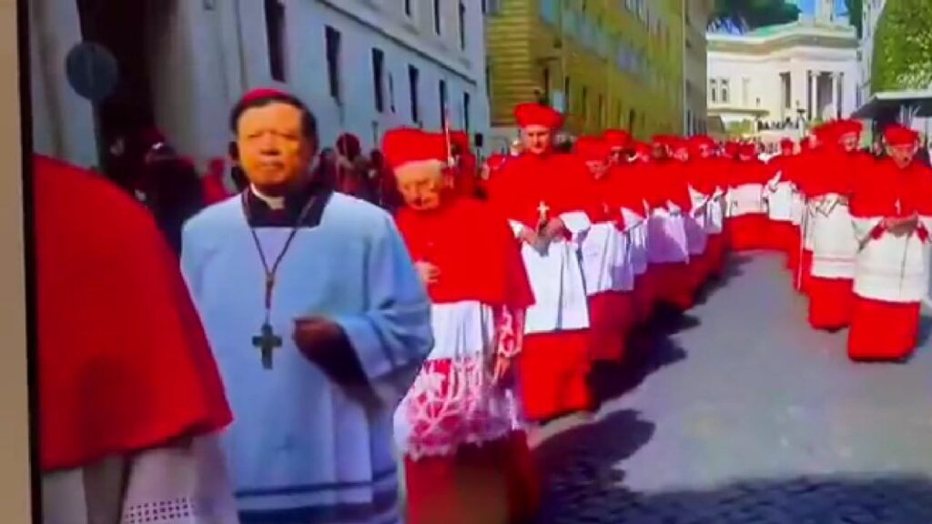 Norberto Rivera participa en los funerales del Papa Francisco. Noticias en tiempo real