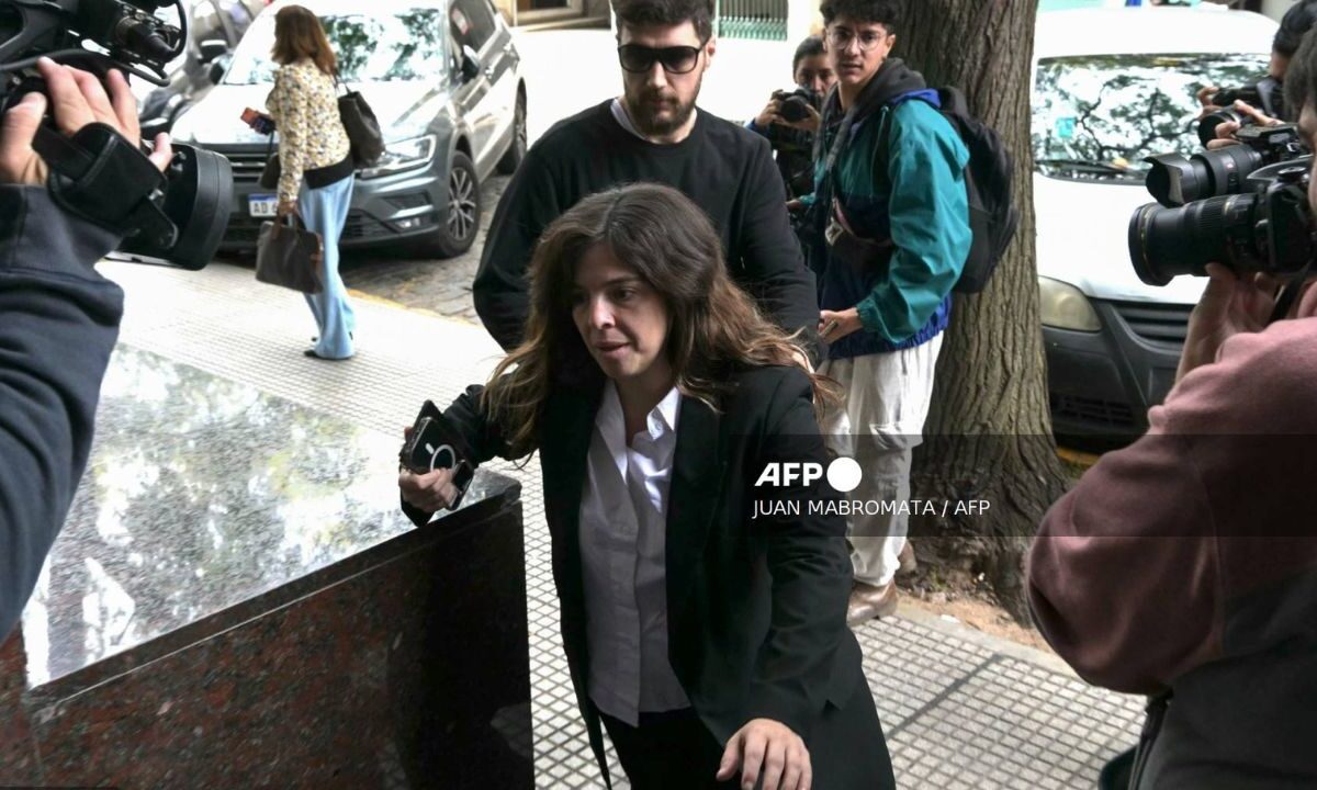 La hija mayor de Maradona, Dalma Maradona, realizó declaraciones durante el juicio contra el equipo médico acusado de la muerte de su padre.