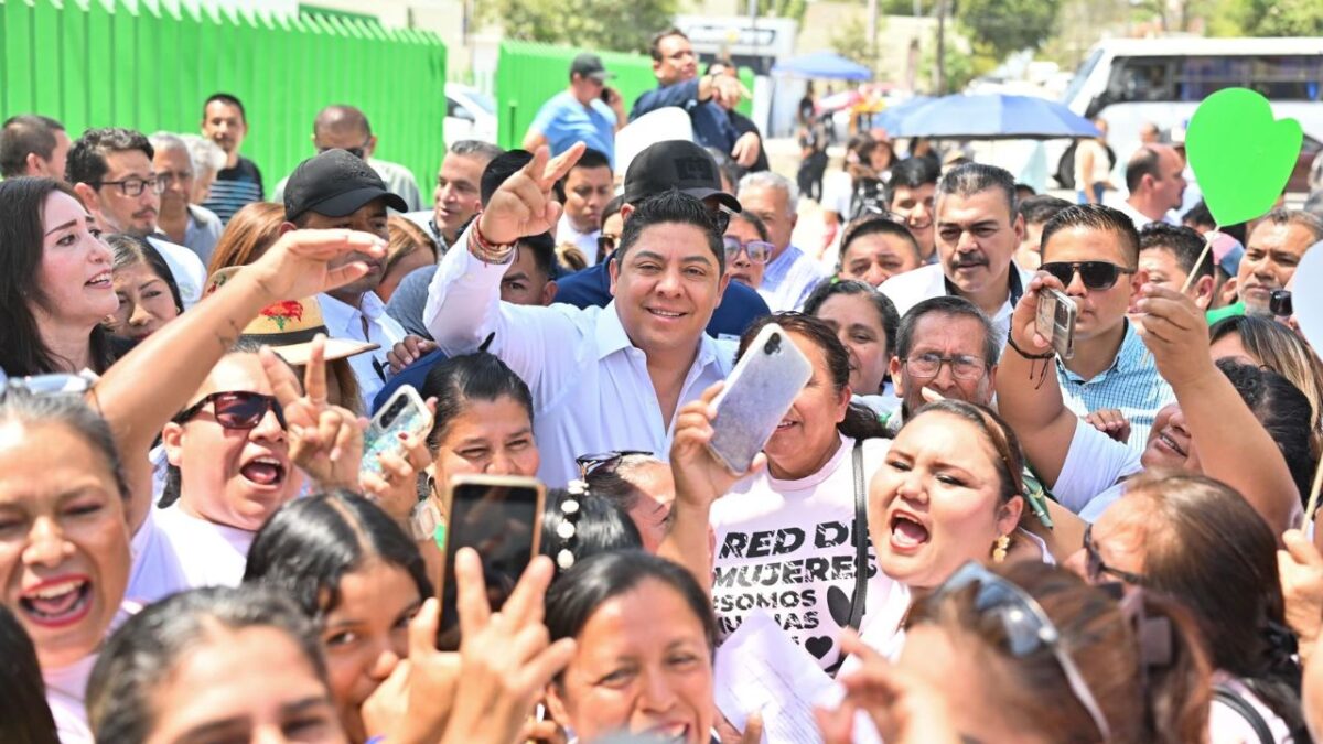 El gobernador de SLP, Ricardo Gallardo, obtuvo el primer lugar en el ranking como el mandatario estatal con mayor aprobación ciudadana.