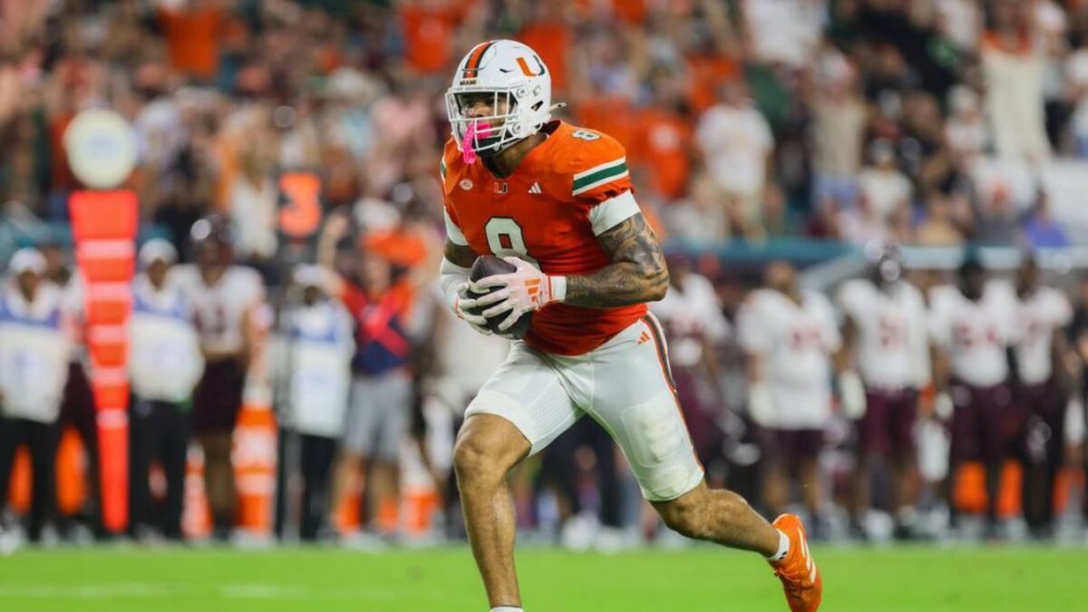 Seattle elige a Elijah Arroyo en el draft de la NFL