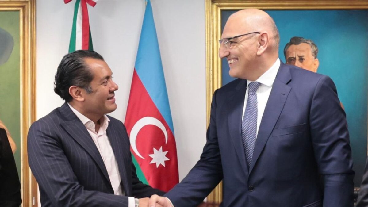 Sergio Gutiérrez Luna recibió al embajador de la república Azerbaiyán, Mammad Talibov, para impulsar una agenda en materia energética.