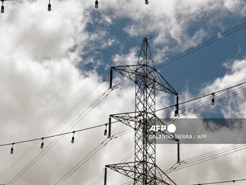 Apagón masivo en Puerto Rico deja sin luz a millones