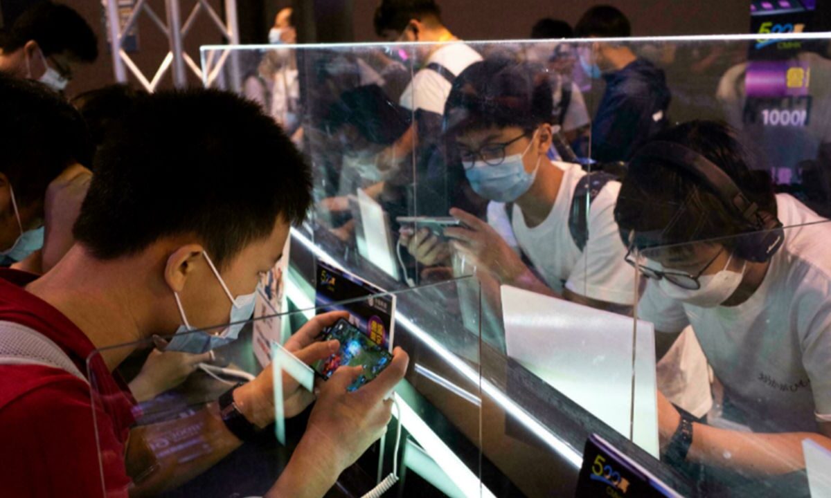 Cárteles usan habilidades tecnológicas desde los videojuegos y de inteligencia para intervenciones y pirateo informático, señala experto