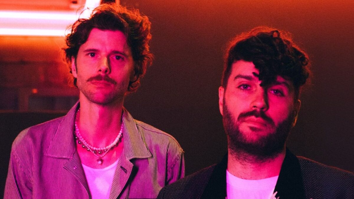 La agrupación Miami Horror está de regreso en este 2025 con su más reciente álbum We Always Had Tomorrow. Y es que el dúo considera que este LP busca volver a sus orígenes y en el que también experimentan con géneros como el soul.