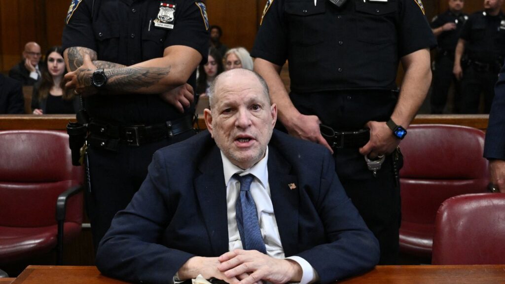 Weinstein vuelve a juicio en Nueva York tras la anulación de su primera condena. Noticias en tiempo real