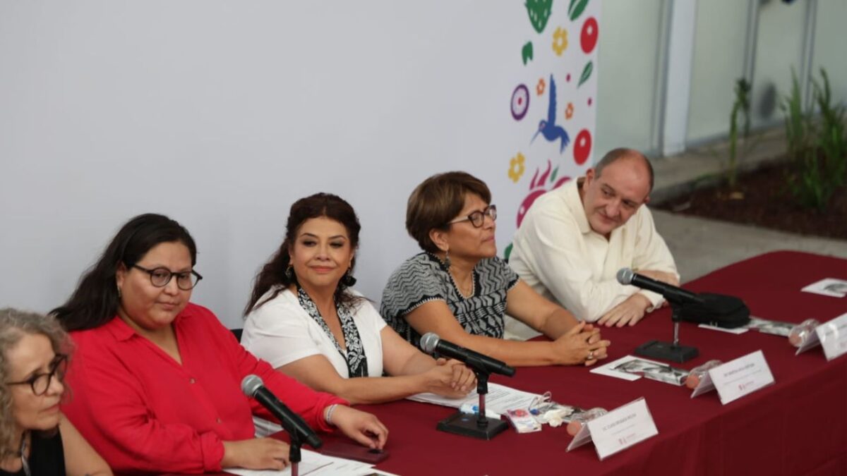 Brugada continúa actividades públicas, pero con revisiones preventivas